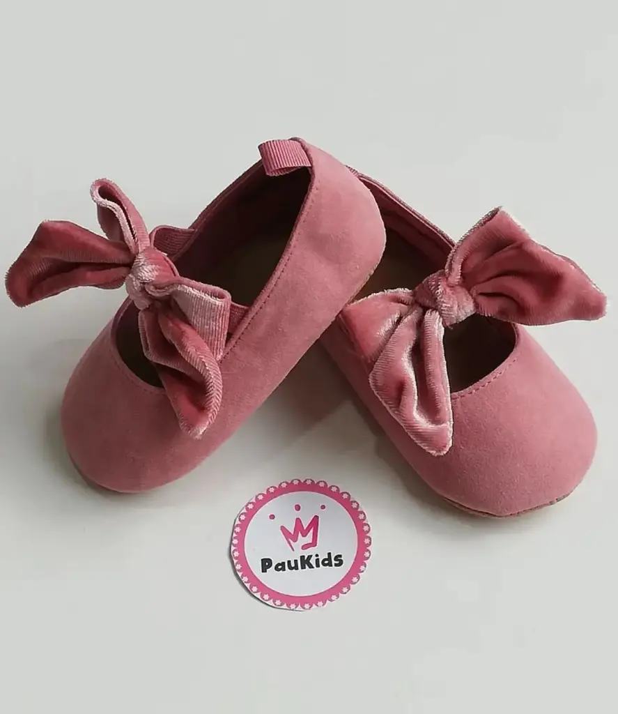 Zapatos rosa lazo felpa