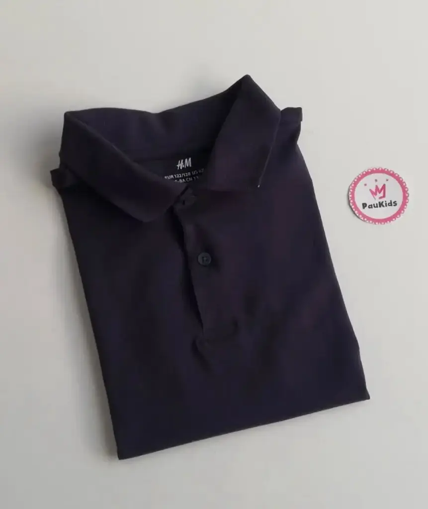 Camiseta tipo polo azul botones