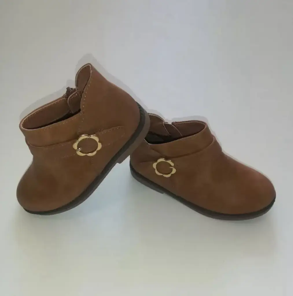 Zapatos café tipo botines