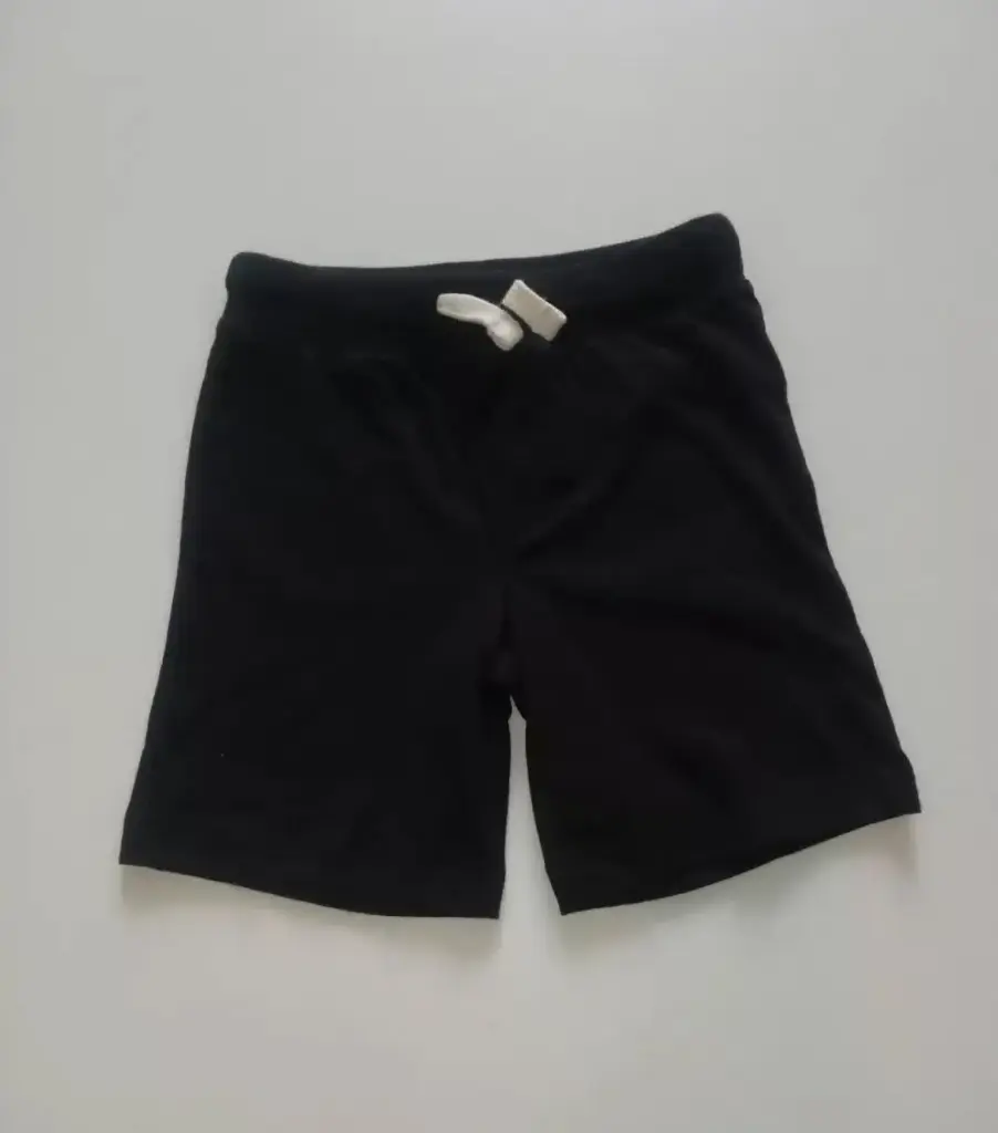 Pantaloneta negra cordón