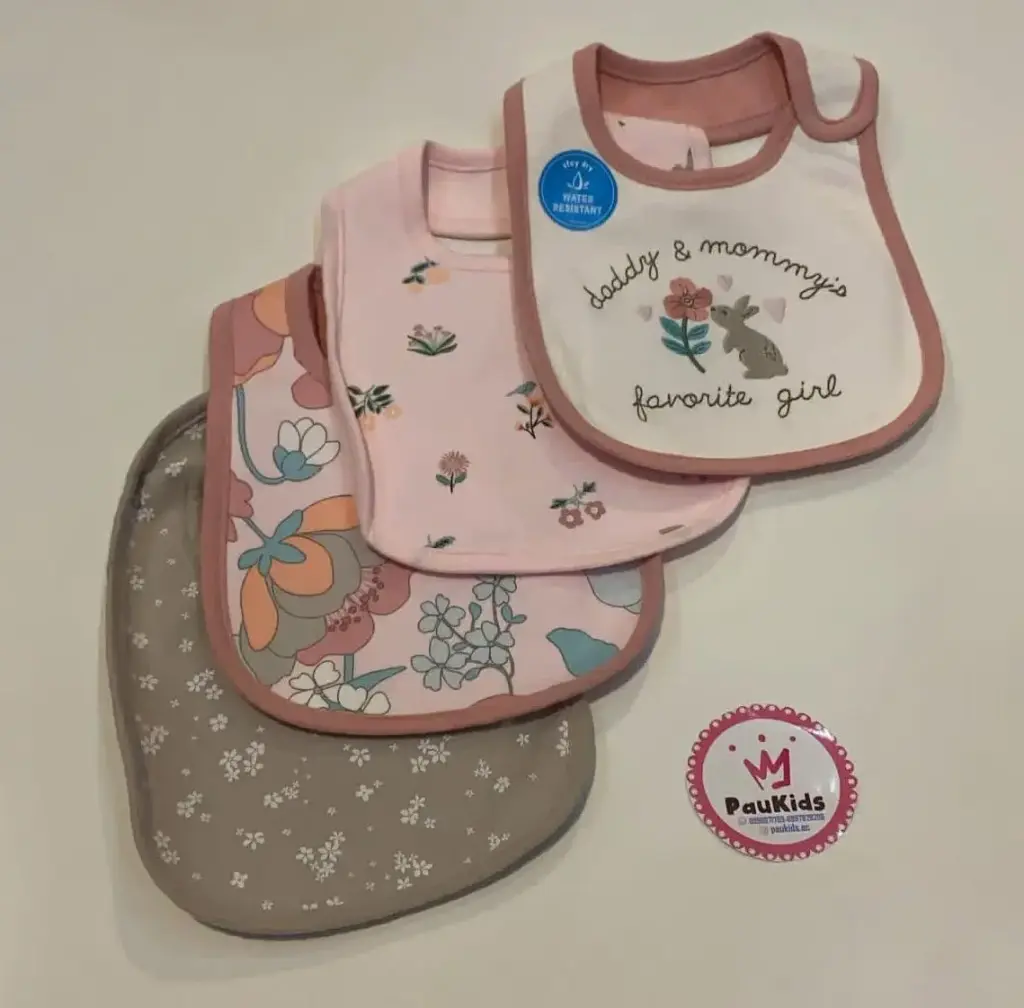 Set x4 baberos flores rosa