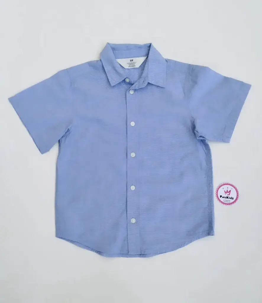 Camisa celeste de botones