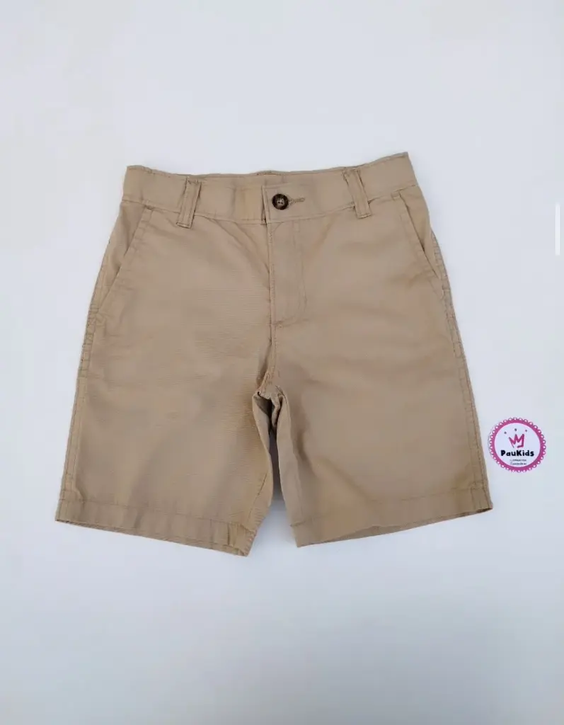 Pantaloneta caqui con botón