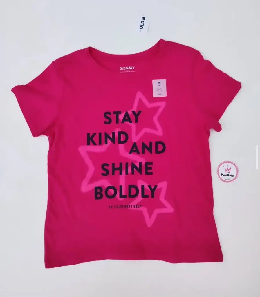 Blusa fucsia estrellas y frase