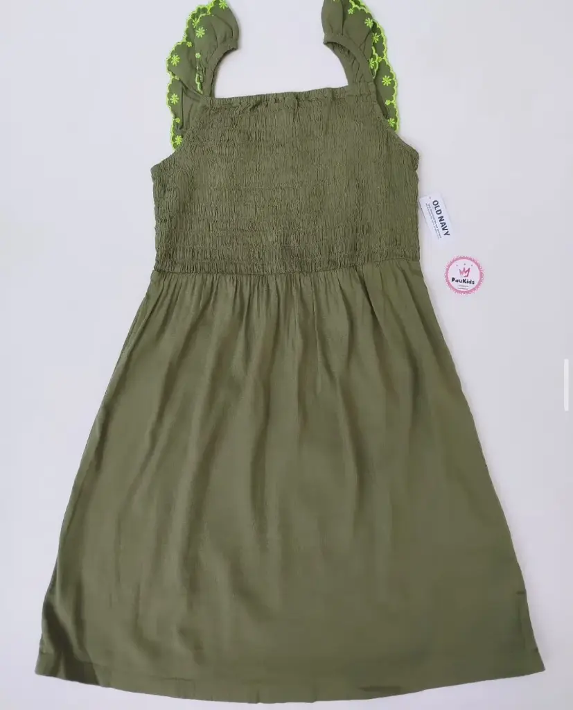 Vestido casual verde oliva
