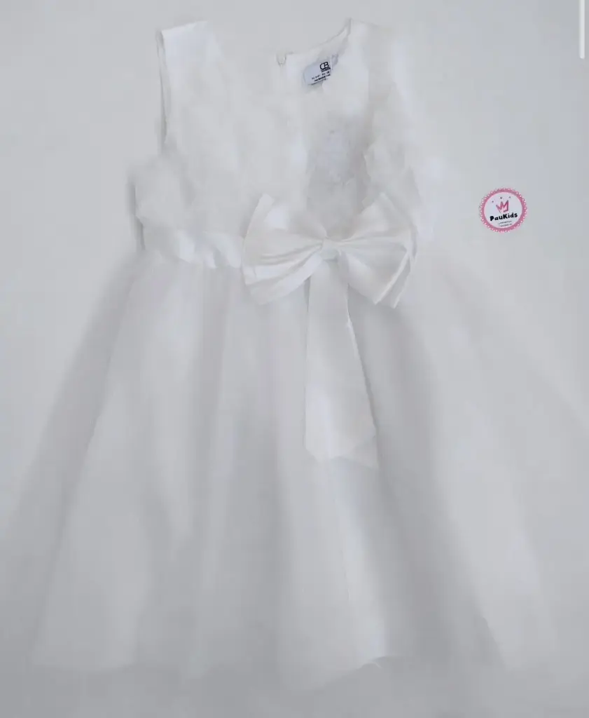 Vestido Blanco bordado y lazo