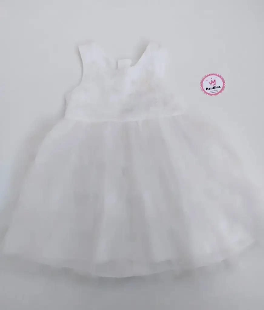 Vestido Blanco bordados mangas