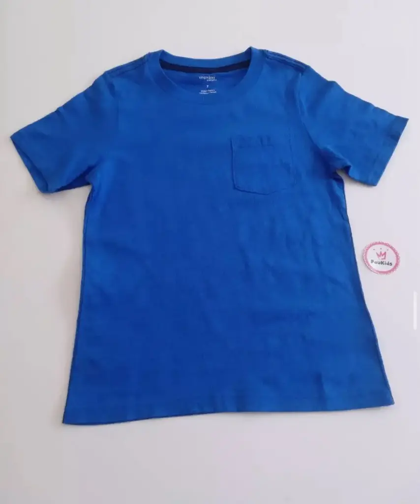 Camiseta azul bolsillo