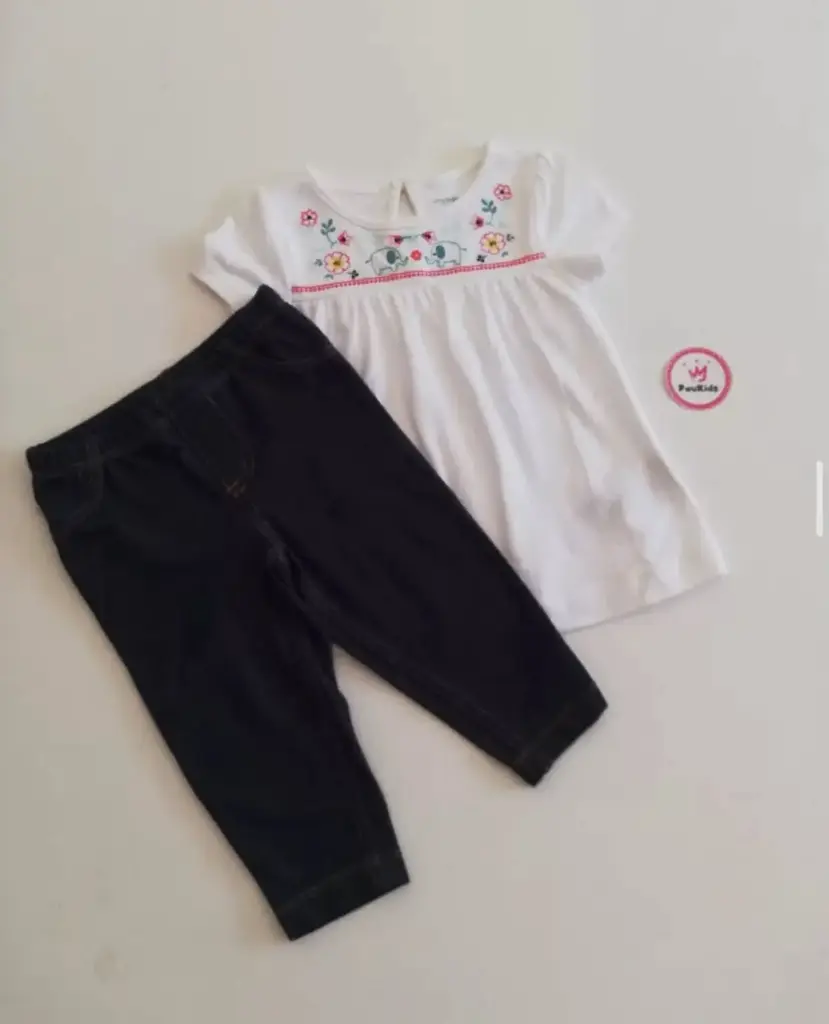 Set x2 licra y blusa blanca flores