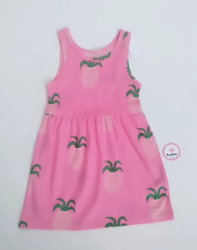 Vestido sencillo rosa piñas
