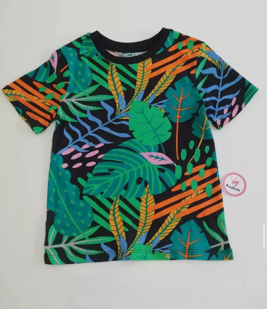 Camiseta estampado hojas