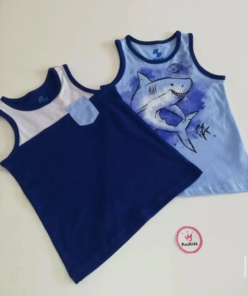 Set x2 camisetas sin mangas azul tiburón