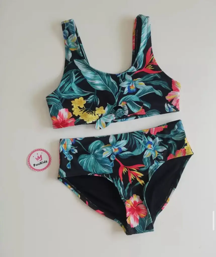 Set x2 traje de baño negro hojas/flores