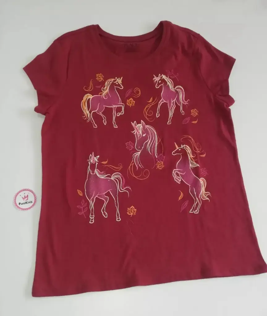 Blusa vino unicornios