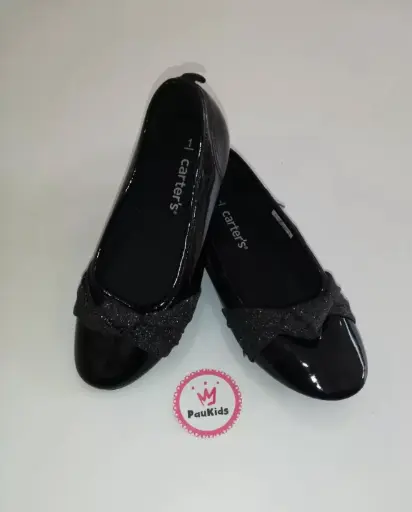 Zapatos negros lazo brilloso