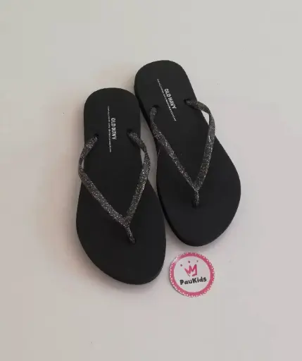 Zapatillas playeras negras tira brillos