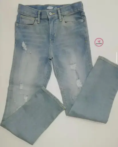 Pantalón jean claro rasgado