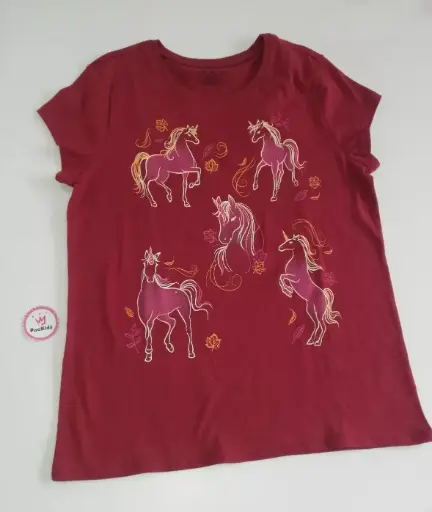 Blusa vino unicornios